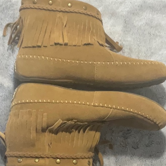 Size 10 Lucky Brand Moccasins - Picture 4 of 5